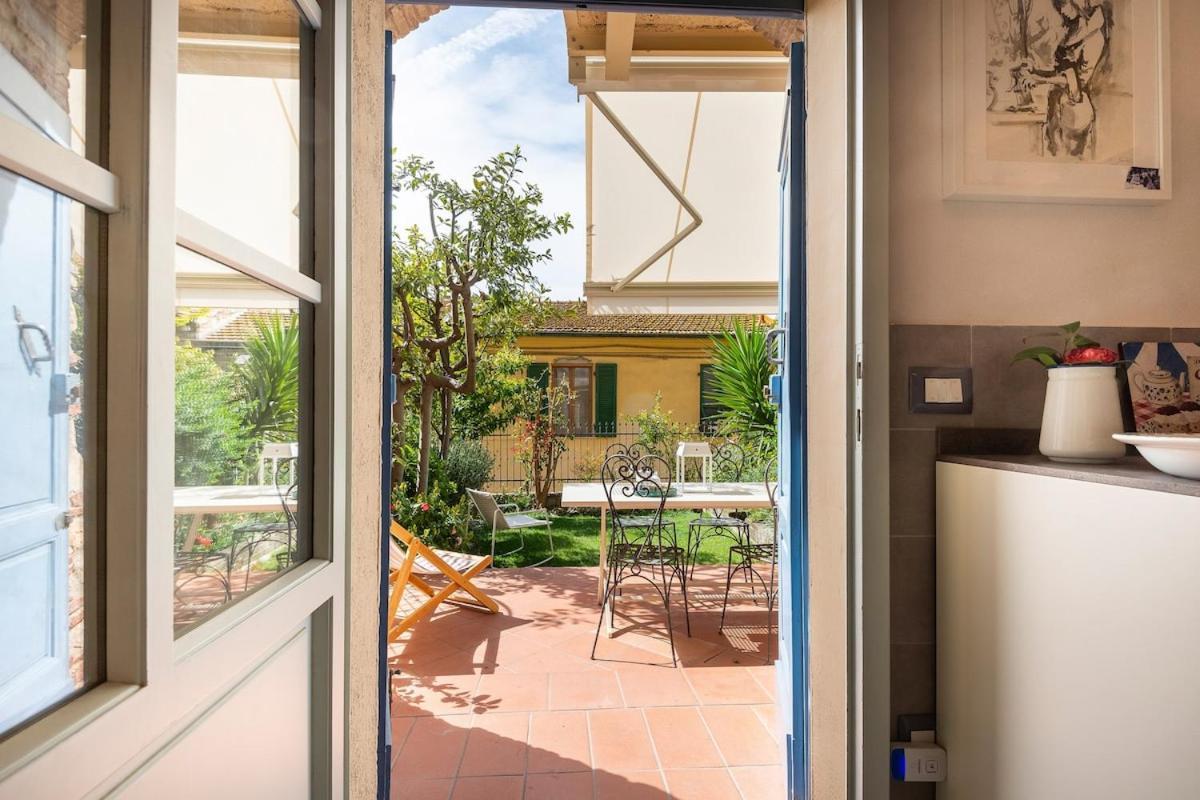 Вилла La Casa Nel Castello E Il Giardino Segreto Суверето Экстерьер фото